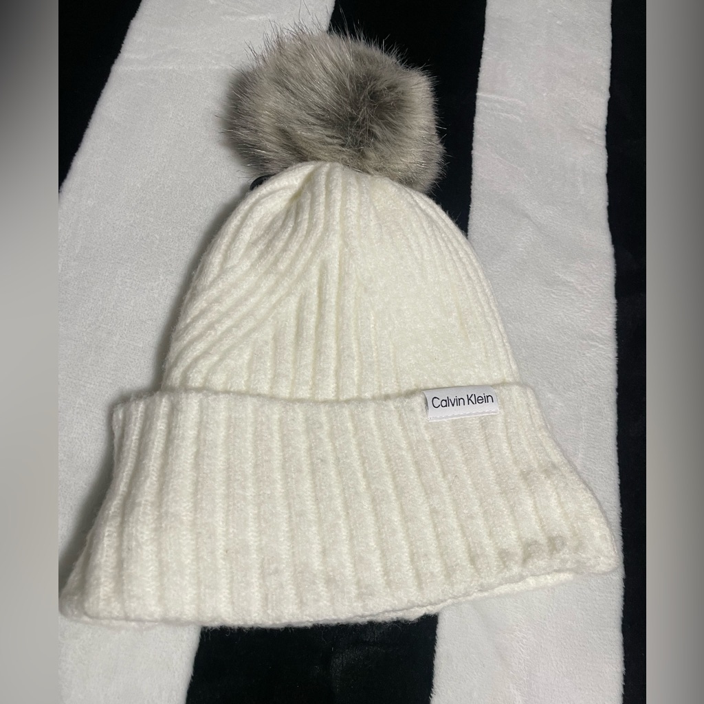 Calvin Klein, Pom Pom Beanie